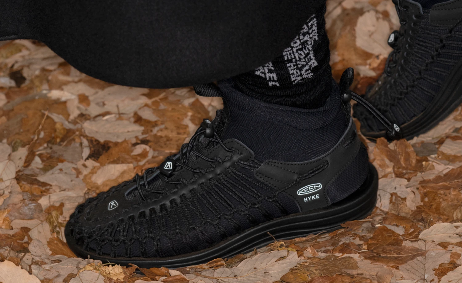 Keen Men's UNEEK High Top X HYKE | Hyke Black - Image 7