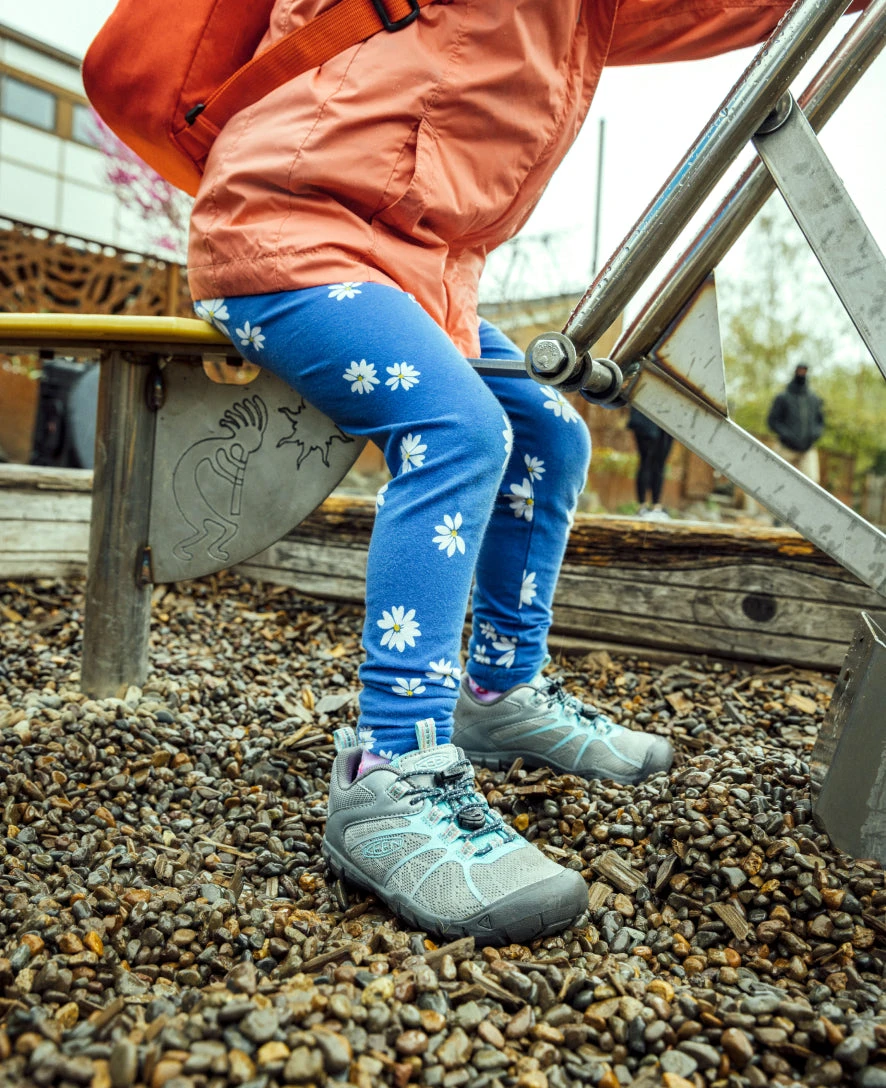 Keen Big Kids' Chandler 2 CNX Sneaker | Festival Fuchsia/Ibis Rose - Image 8